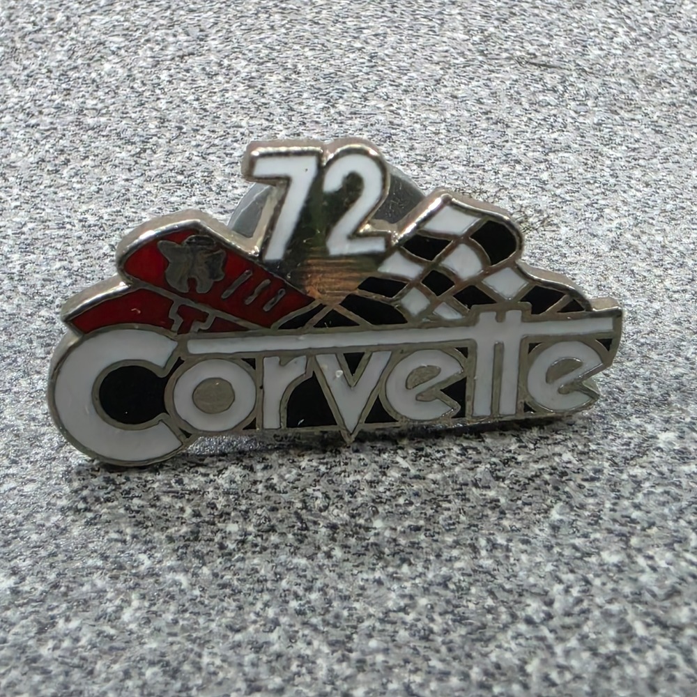 Chevrolet Corvette Pin Silver Red 72 Enamel Racing Crossed Flags C3